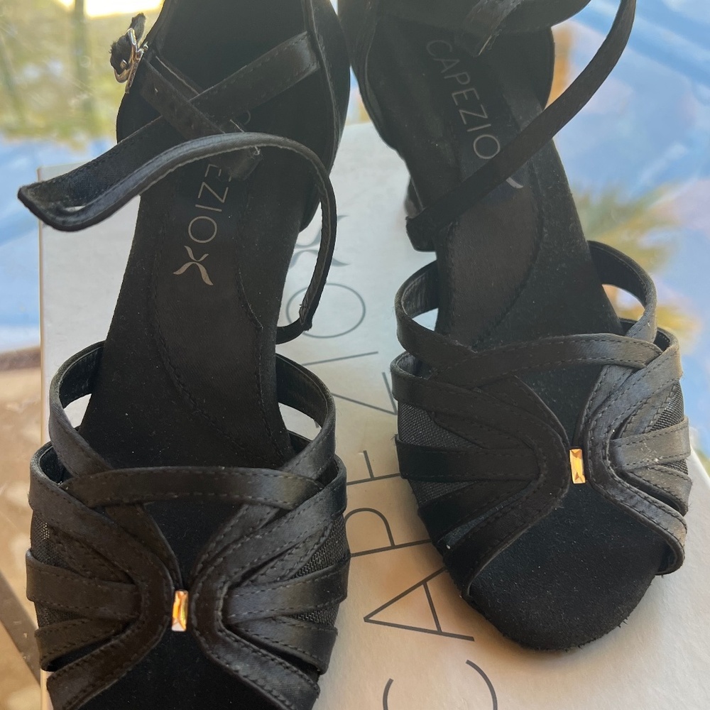 Capezio Charlotte ballroom shoe size 6